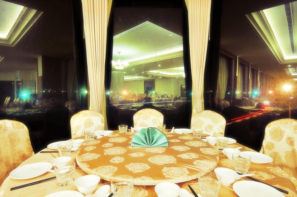 Yaling Hotel Magong Exterior foto